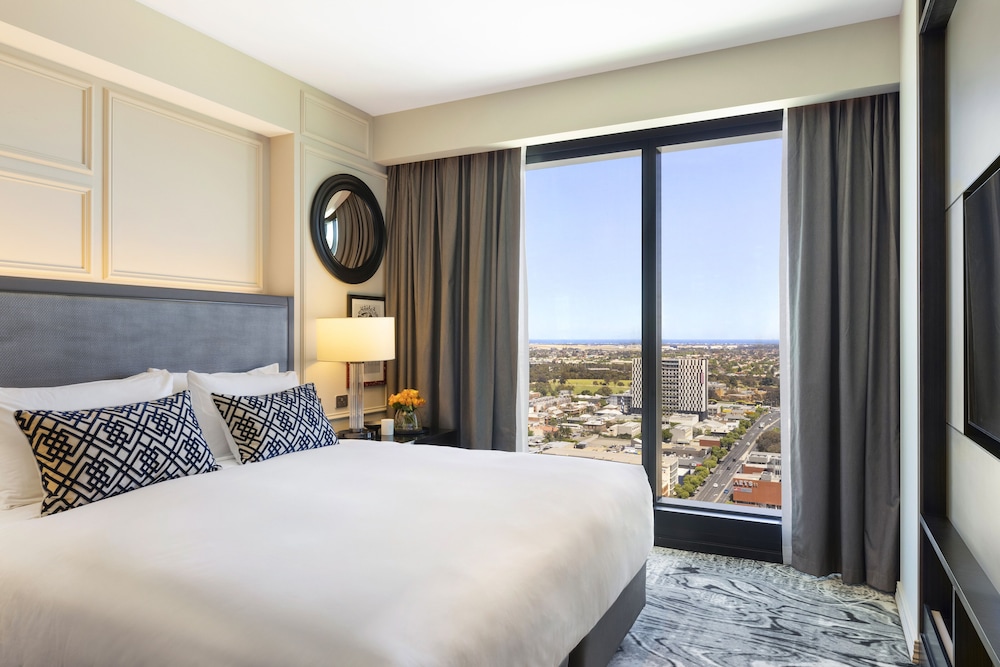 SUITE PRESTIGE, Acceso Club Millésime, 1 Cama King, Sala de Estar, Accesible del hotel Sofitel Adelaide. Foto 1
