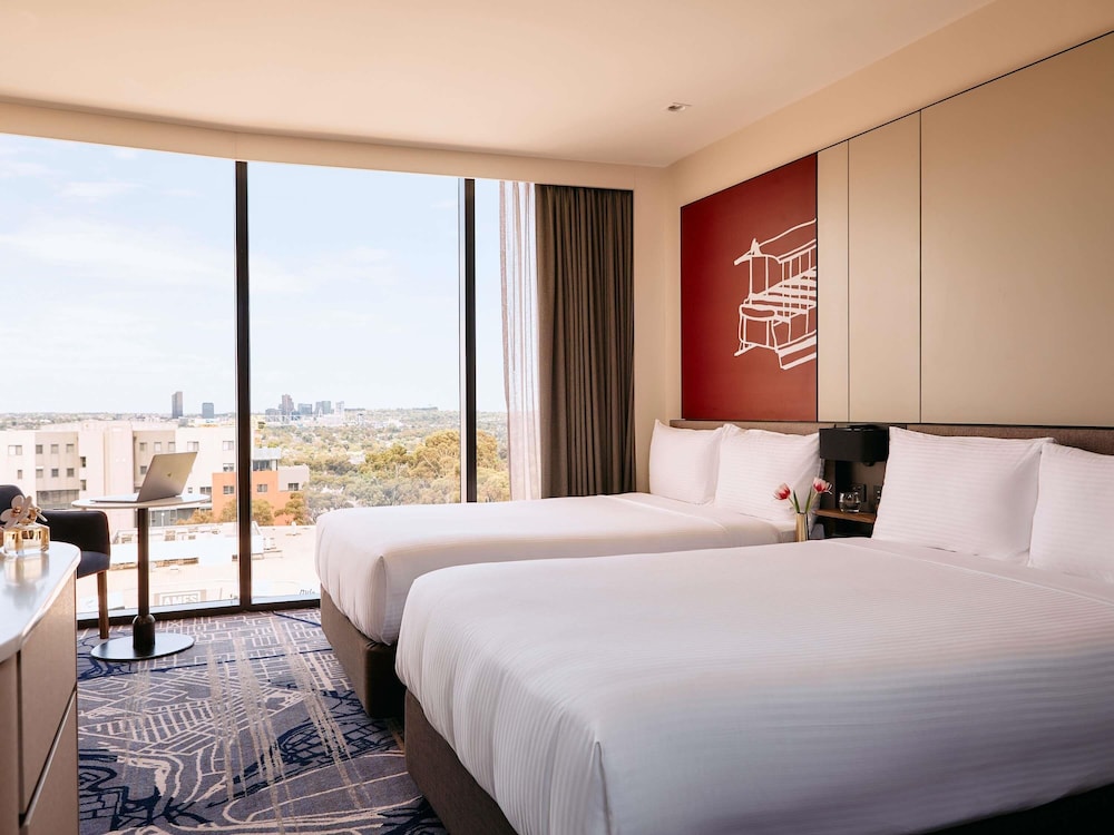 Habitación Doble Deluxe con dos camas dobles del hotel Mercure Melbourne Doncaster. Foto 4