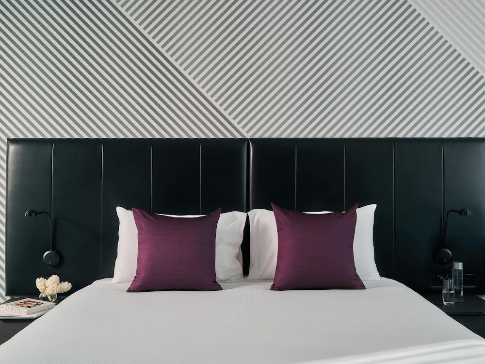 Habitación Clásica King del hotel Mövenpick Melbourne On Spencer