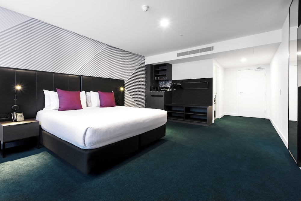 Habitación Superior Accesible con 1 cama King del hotel Mövenpick Melbourne On Spencer