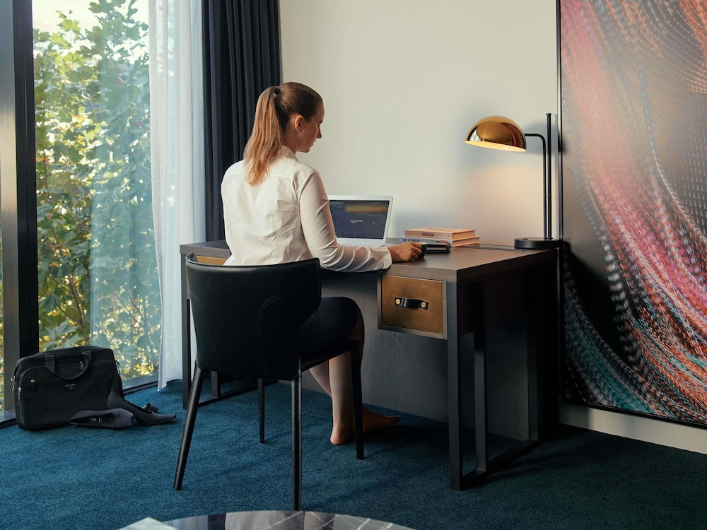 Suite Superior con cama King del hotel Mövenpick Melbourne On Spencer
