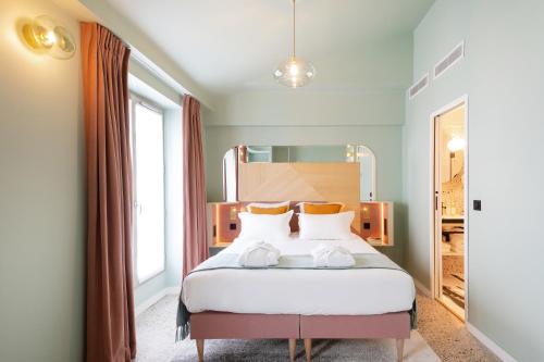 Habitación Doble Superior del hotel Amoi Paris. Foto 8