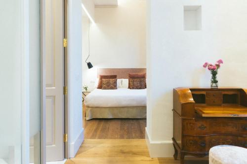 Habitación Doble Premium del hotel Veintiuno Emblematic Hotels - Adults Only. Foto 5