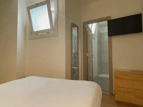 Single Classic Interior Room del hotel Veintiuno Emblematic Hotels - Adults Only. Foto 4