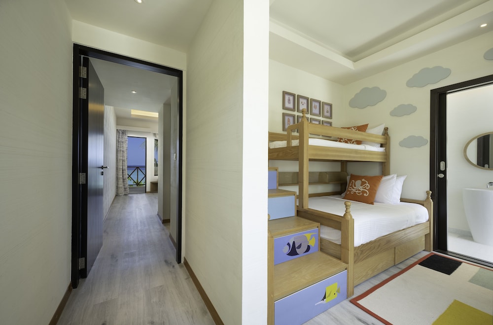 Ocean View Family Two Bedroom del hotel OBLU XPErience Ailafushi. Foto 5
