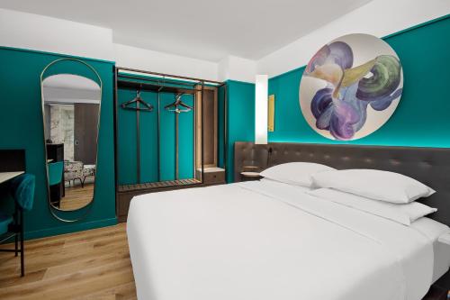 Habitación Estándar - Cama extragrande del hotel Hyatt Centric Midtown 5th Avenue New York. Foto 4