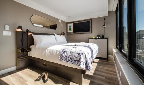 Habitación con balcón del hotel Pestana Park Avenue. Foto 7