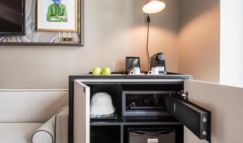 Habitación Superior con vistas a la ciudad del hotel Pestana Park Avenue. Foto 2