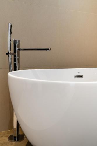 Suite with Terrace del hotel Royal Marina Suites Boutique. Foto 6