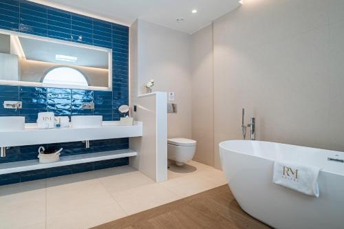 Suite con terraza del hotel Royal Marina Suites Boutique. Foto 8