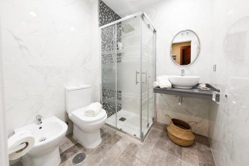Habitación Doble Grande del hotel Hercules Boutique. Foto 1