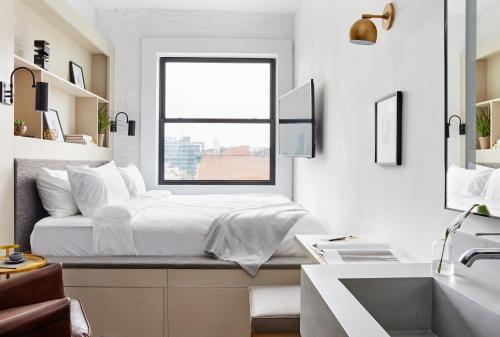 Habitación Walker con cama extragrande del hotel Walker Tribeca. Foto 1