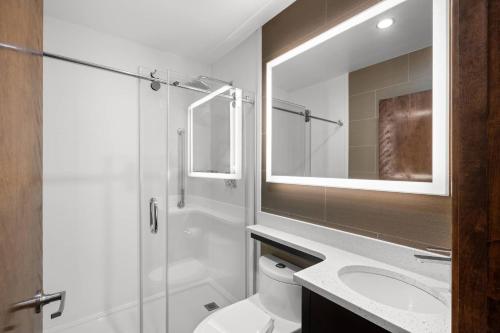 Habitación Efficiency con cama grande - No fumadores/accesible del hotel Comfort Inn Prospect Park - Brooklyn