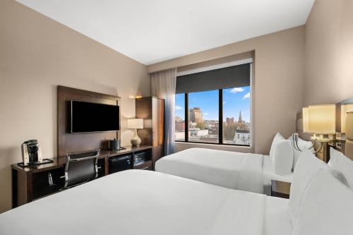 Habitación Superior Efficiency con 2 camas dobles - No fumadores del hotel Comfort Inn Prospect Park - Brooklyn. Foto 3