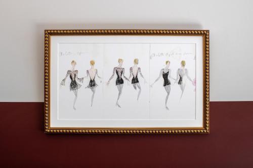 Habitación con cama extragrande - Adaptada para personas de movilidad reducida del hotel Civilian. Foto 6