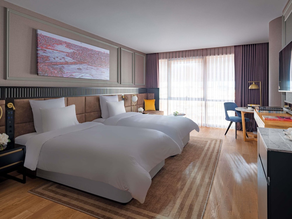 Habitación superior con 2 camas individuales del hotel Sofitel Istanbul Taksim