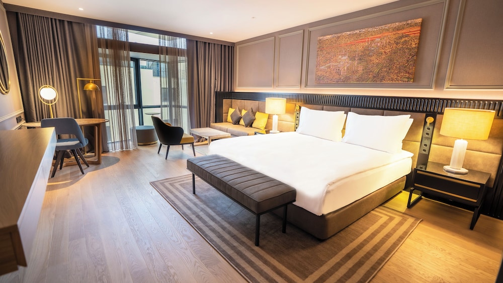 Habitación Superior con 1 cama King / Queen size del hotel Sofitel Istanbul Taksim. Foto 4
