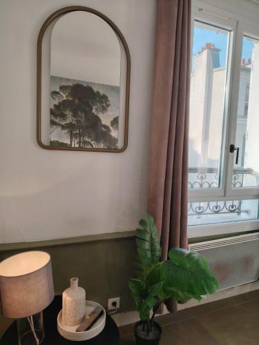 Estudio con 1 cama grande del hotel Le Village Montmartre by Hiphophostels. Foto 1