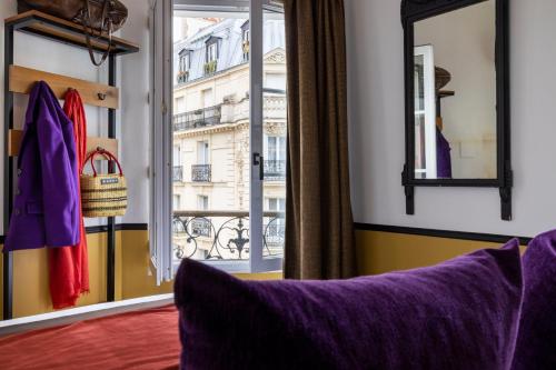 Habitación Doble con vistas del hotel Le Village Montmartre by Hiphophostels. Foto 7