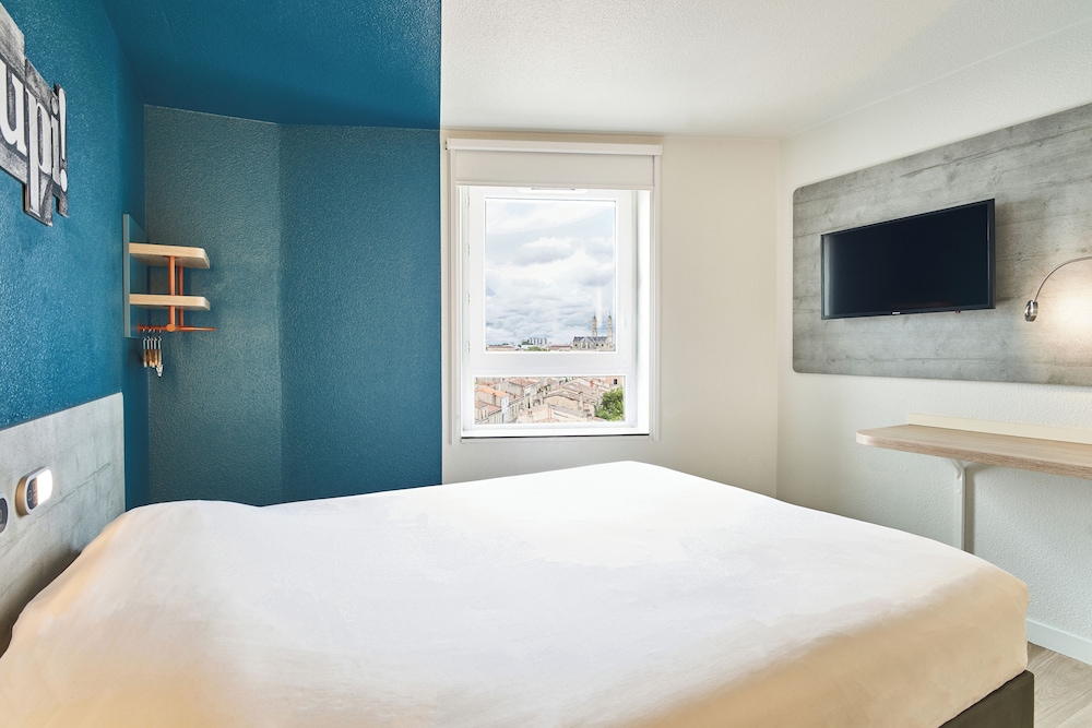 Habitación Doble del hotel ibis budget Bordeaux Centre Gare Saint Jean. Foto 4