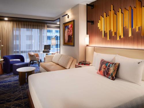Habitación Estudio del hotel Hard Rock Hotel New York. Foto 1
