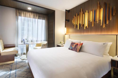 Habitación Estándar - Cama extragrande del hotel Hard Rock Hotel New York. Foto 1