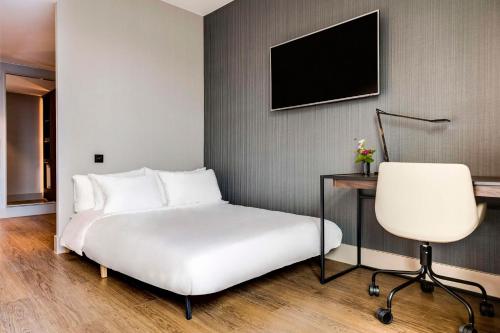 Habitación Familiar del hotel NH Collection Antwerp Centre. Foto 6