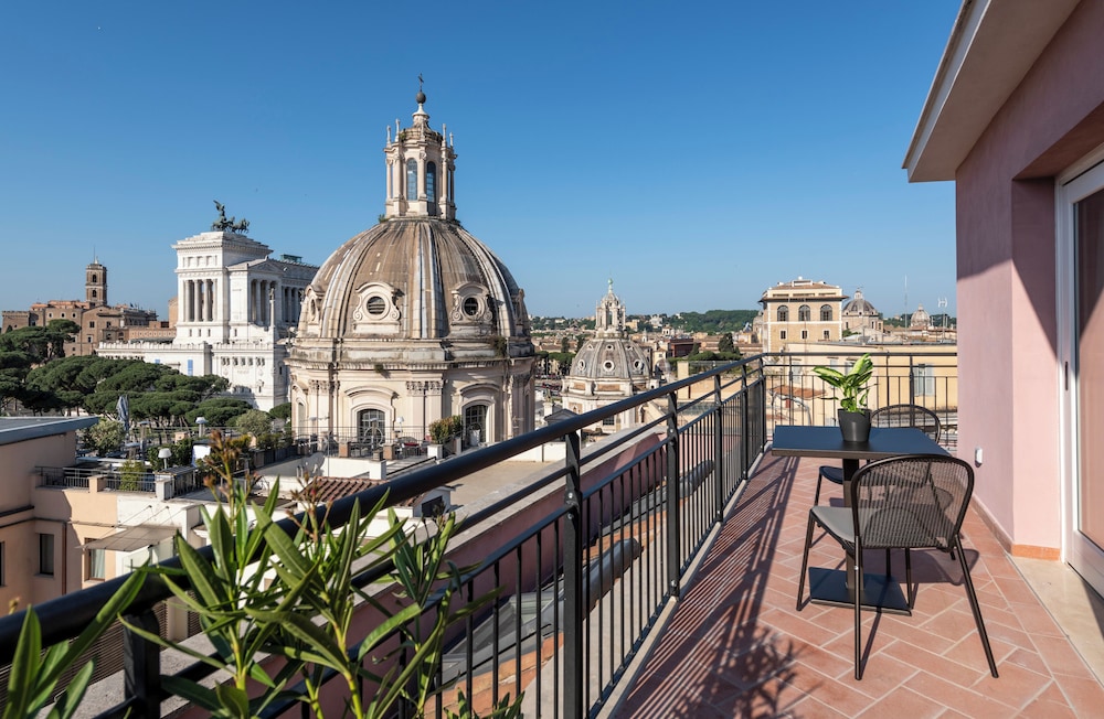Panoramic Venezia Terrace del hotel H10 Palazzo Galla. Foto 10