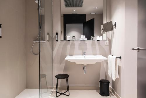 Habitación Doble - 1 o 2 camas del hotel Soho Boutique Palacio de Pombo. Foto 3