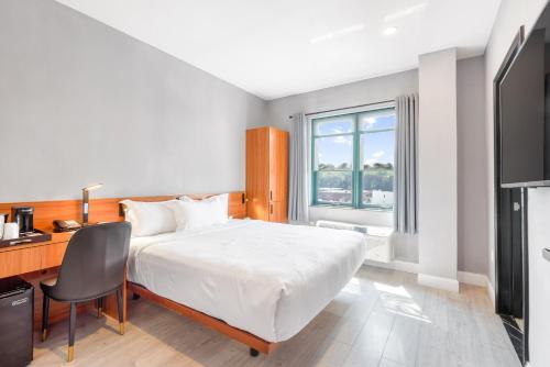 Habitación con cama extragrande - No fumadores del hotel Liberty View Brooklyn