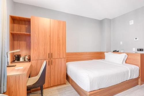 Habitación - 1 cama grande - No fumadores del hotel Liberty View Brooklyn