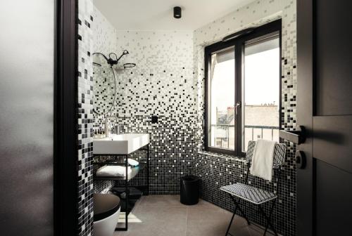Estudio con vistas al jardín del hotel My Maison In Paris - Invalides. Foto 3