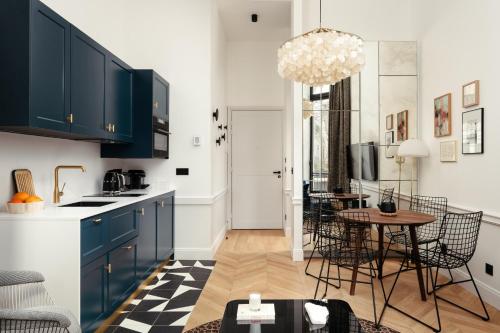 Apartamento de 1 dormitorio con vistas al jardín del hotel My Maison In Paris - Invalides. Foto 6