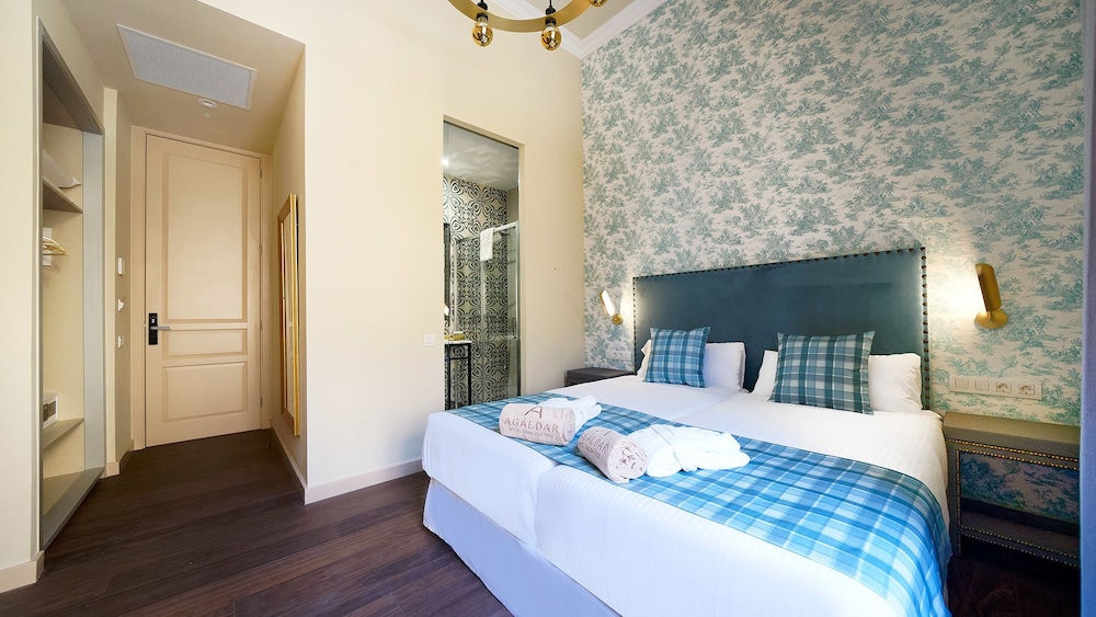 Habitación estándar con 1 cama doble o 2 individuales, vistas a la ciudad (Faycán) del hotel Emblemático Agáldar. Foto 1