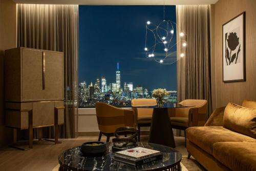 Suite Liberty de 1 dormitorio con cama extragrande - Planta Club del hotel The Ritz-Carlton New York, NoMad