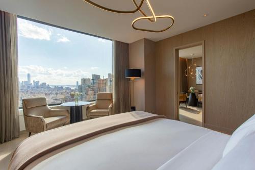 Suite Liberty de 1 dormitorio con cama extragrande - Planta Club del hotel The Ritz-Carlton New York, NoMad. Foto 5