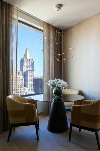 Suite Madison de 1 dormitorio con cama extragrande - Planta alta del hotel The Ritz-Carlton New York, NoMad. Foto 3
