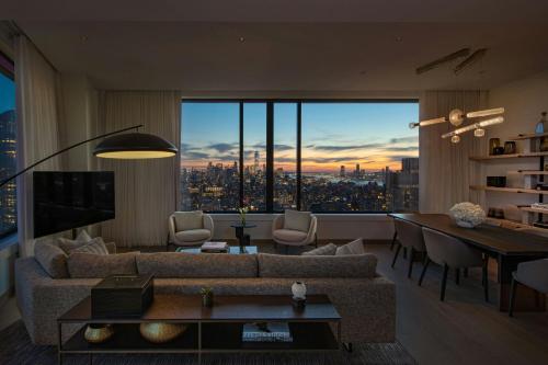 Fifth Avenue Two - Bedroom Penthouse with Downtown View del hotel The Ritz-Carlton New York, NoMad