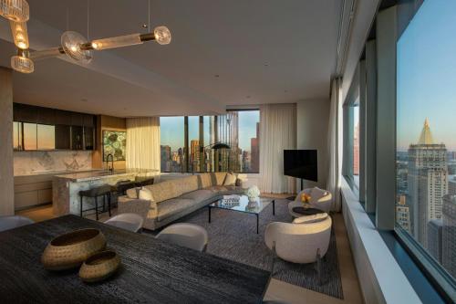 Fifth Avenue Two - Bedroom Penthouse with Downtown View del hotel The Ritz-Carlton New York, NoMad. Foto 3