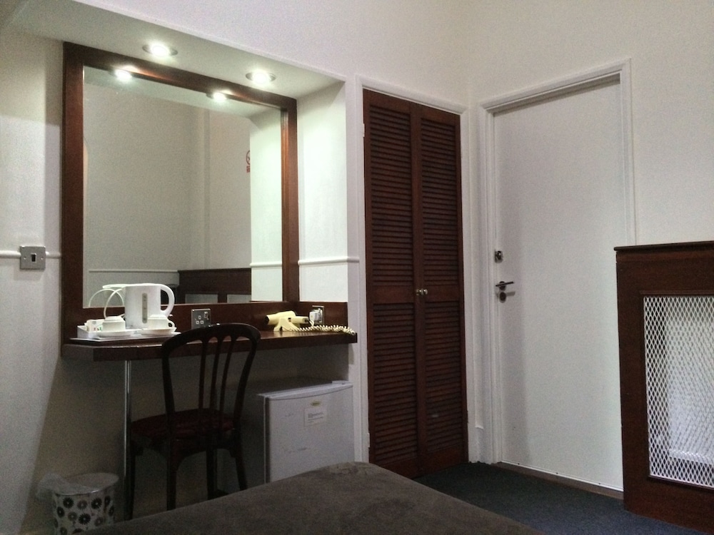 Habitación estándar doble, 1 cama doble del hotel London Continental. Foto 3