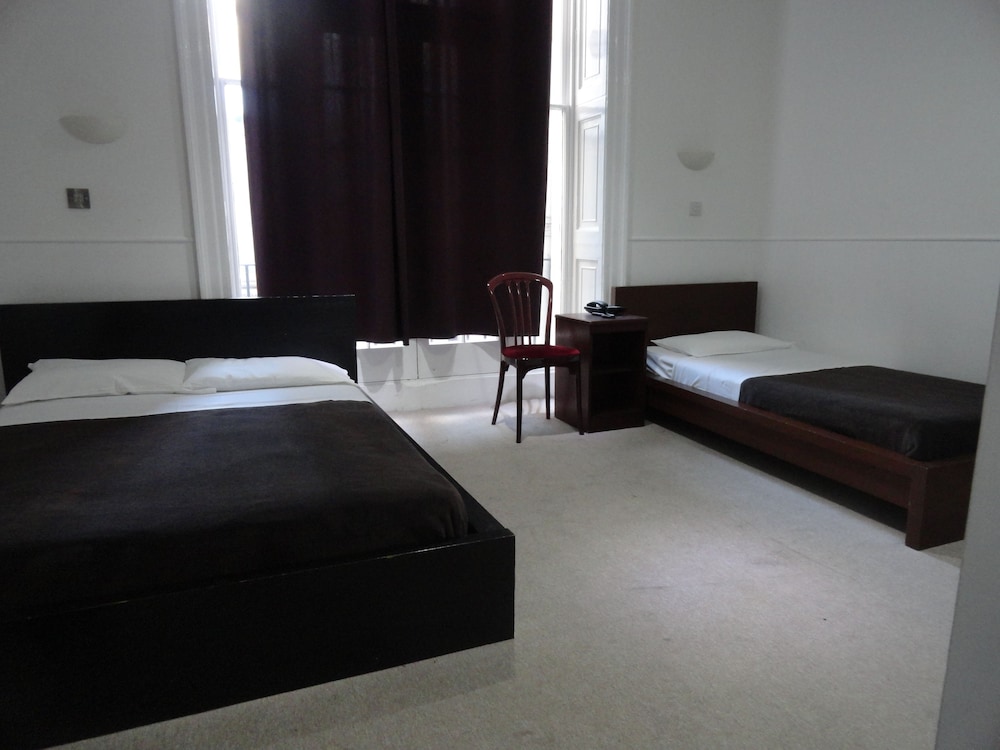 Habitación triple estándar, 1 habitación del hotel London Continental