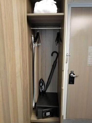 Suite Junior Superior con cama grande del hotel Carnegie. Foto 11