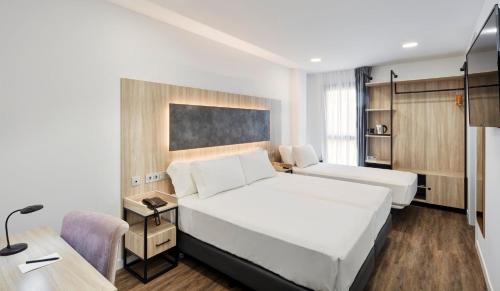 Habitación Triple del hotel Sercotel Cordoba Delicias
