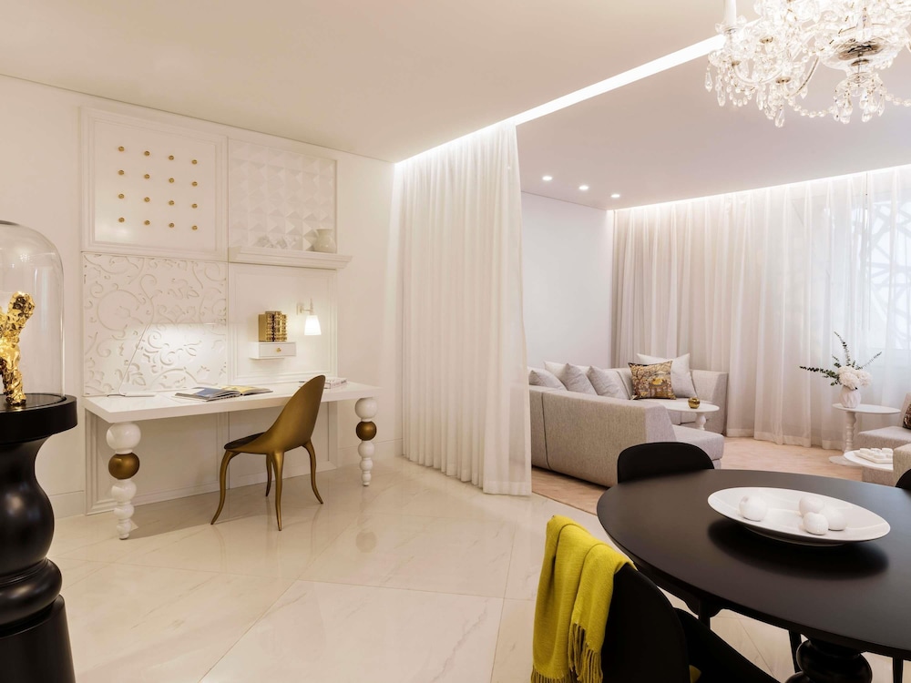 Estudio tipo loft con 1 cama king size del hotel Mondrian Doha
