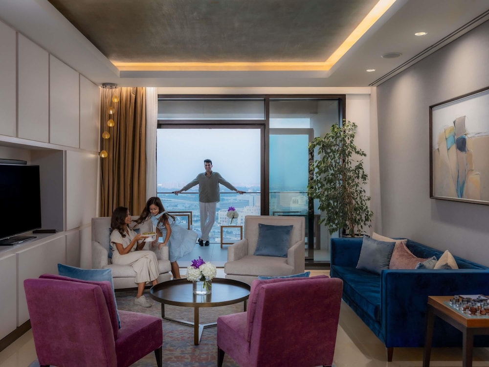 SUITE IMPERIAL, 2 dormitorios, salón independiente, comedor, cocina y 2 terrazas del hotel Alwadi Doha - Mgallery. Foto 1