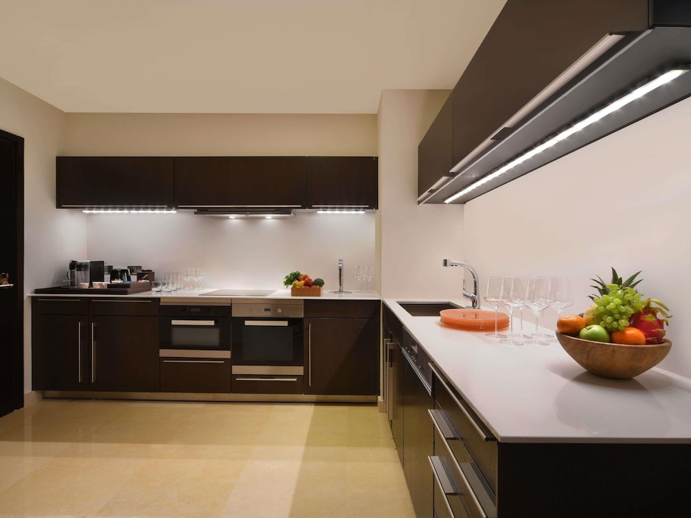 SUITE IMPERIAL, 2 dormitorios, salón independiente, comedor, cocina y 2 terrazas del hotel Alwadi Doha - Mgallery. Foto 12