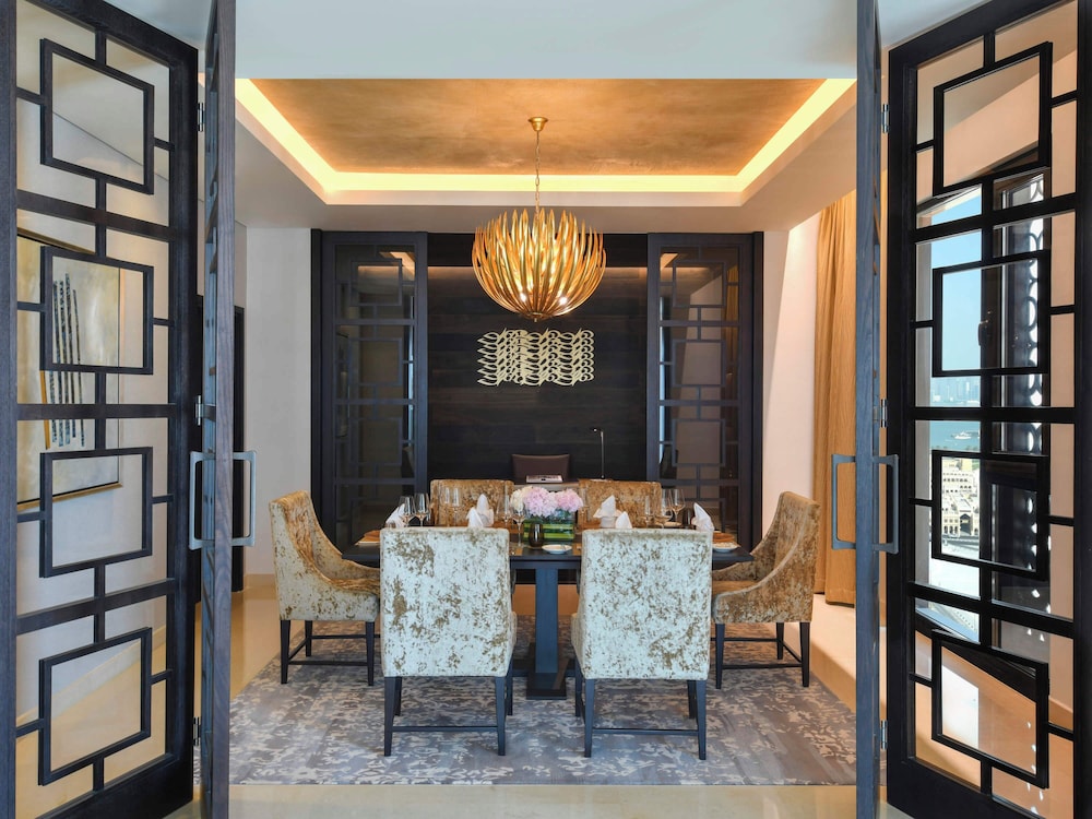 SUITE IMPERIAL, 2 dormitorios, salón independiente, comedor, cocina y 2 terrazas del hotel Alwadi Doha - Mgallery. Foto 16