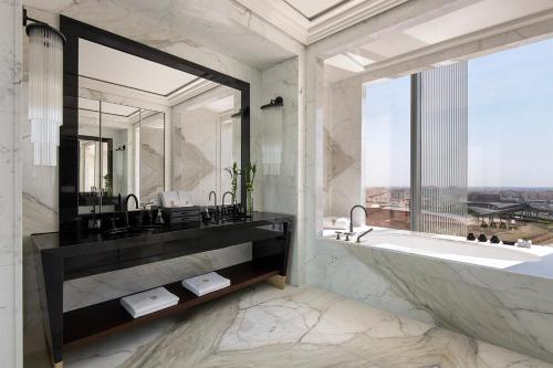 Urban Signature Suite with Daily access to Doha Quest del hotel Banyan Tree Doha At La Cigale Mushaireb. Foto 3