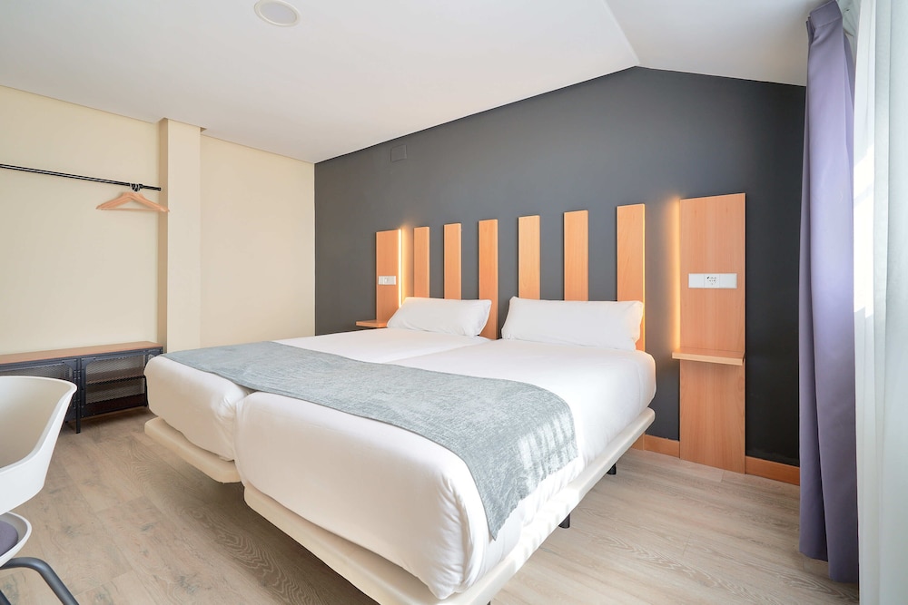 Habitación ejecutiva, 1 habitación del hotel Smart Hotel La Sagra. Foto 10