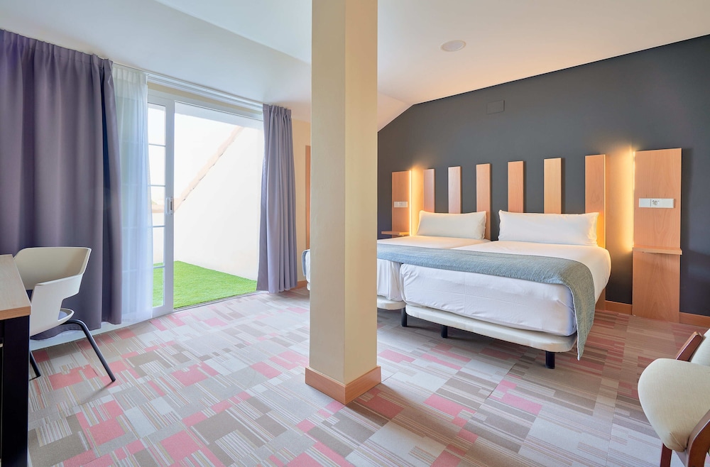 Habitación junior, 1 habitación del hotel Smart Hotel La Sagra. Foto 5